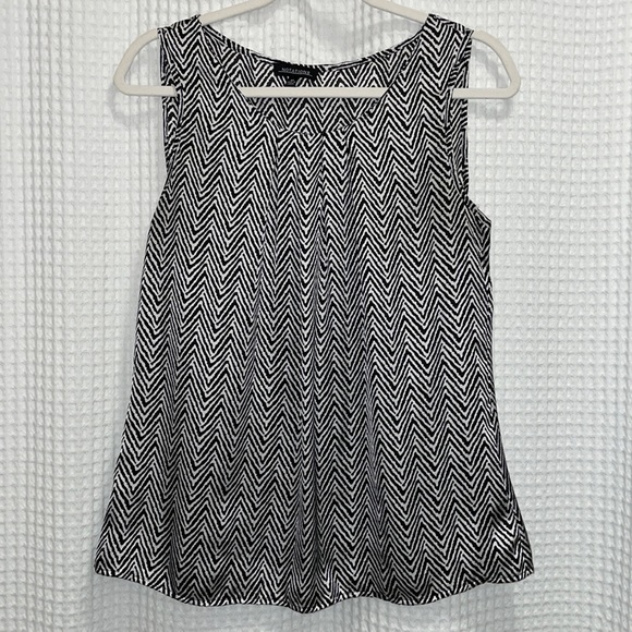 Notations Sleeveless Blouse Top - Picture 1 of 4